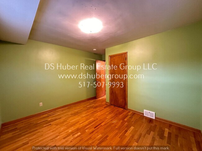 Building Photo - 1316 Ravenswood Dr