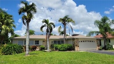 Building Photo - 5638 Riverside Dr