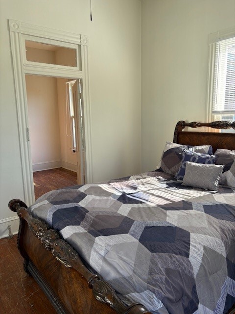 Building Photo - 606 14th St