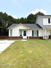 Building Photo - End Unit Townhome! Perfect Location for Camp Lejeune