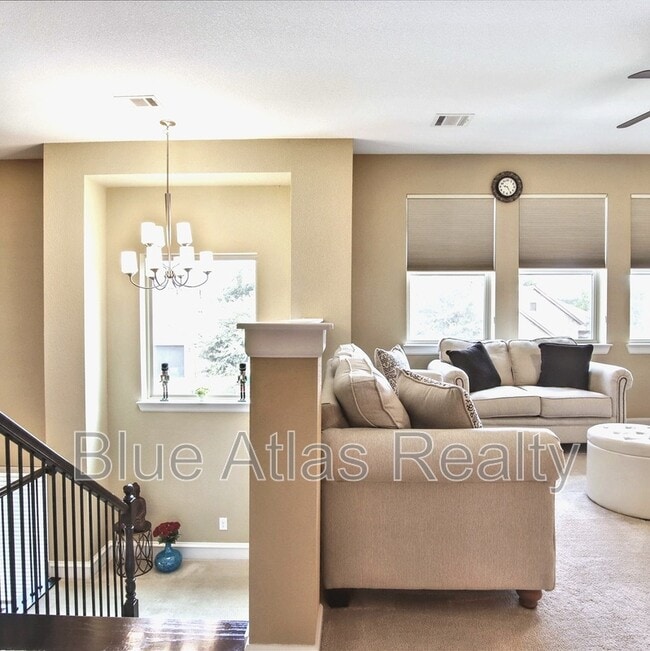 Building Photo - 4983 Stornoway Dr