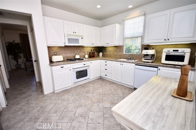 Building Photo - 105 Waterman