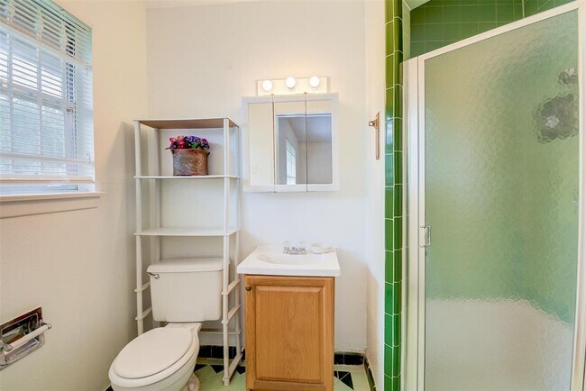 Building Photo - 3403 Linkwood Dr