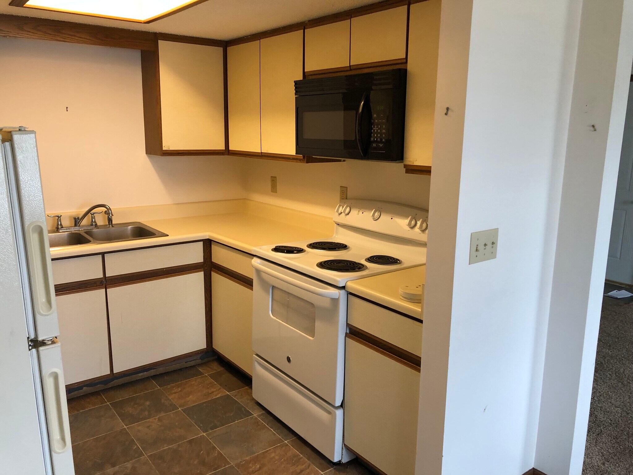 Kitchen 2nd Pic - 615 N Washington St