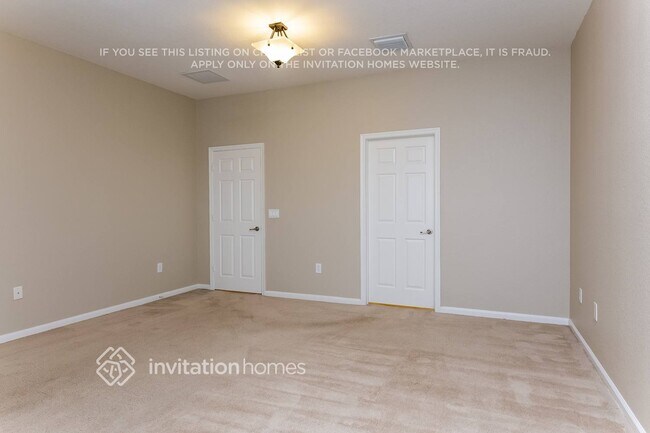 Building Photo - 251 Las Brisas Cir
