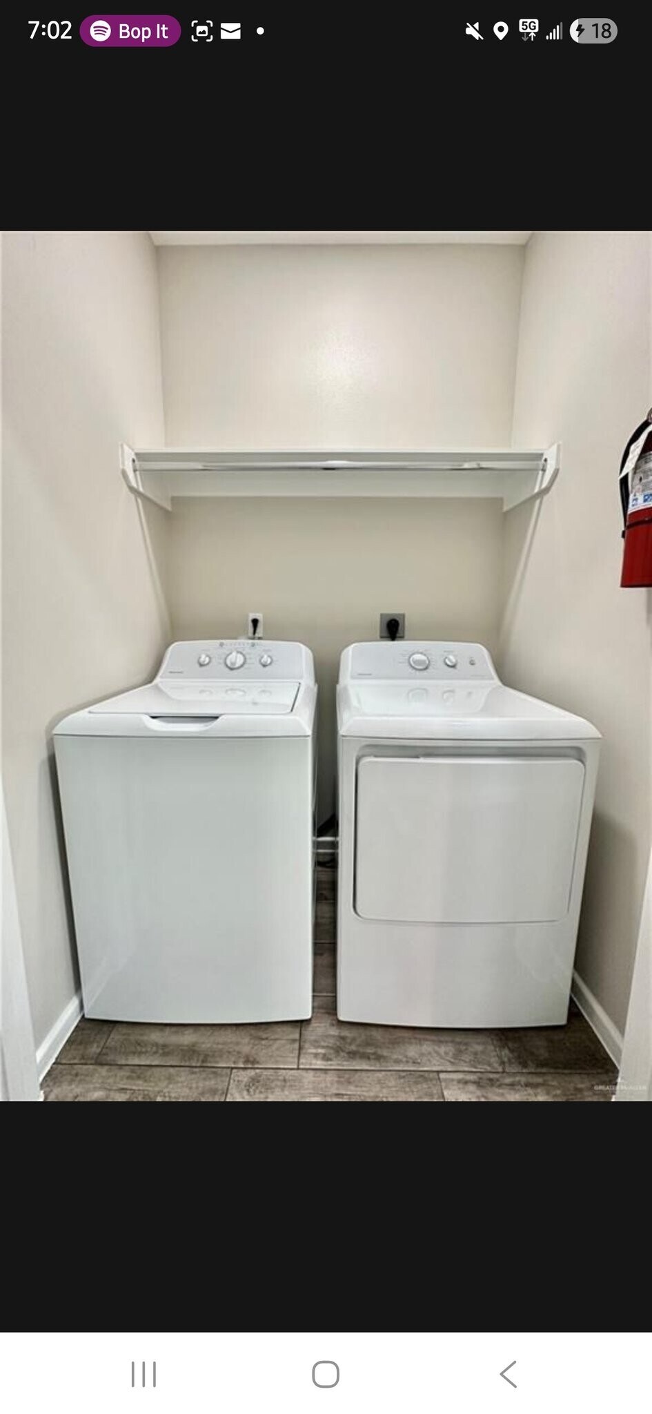 Building Photo - 425 E Acacia Ave