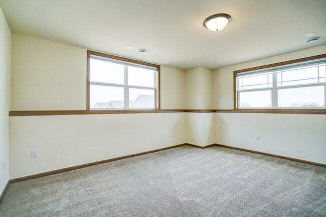 Building Photo - 445 Odyssey Ct