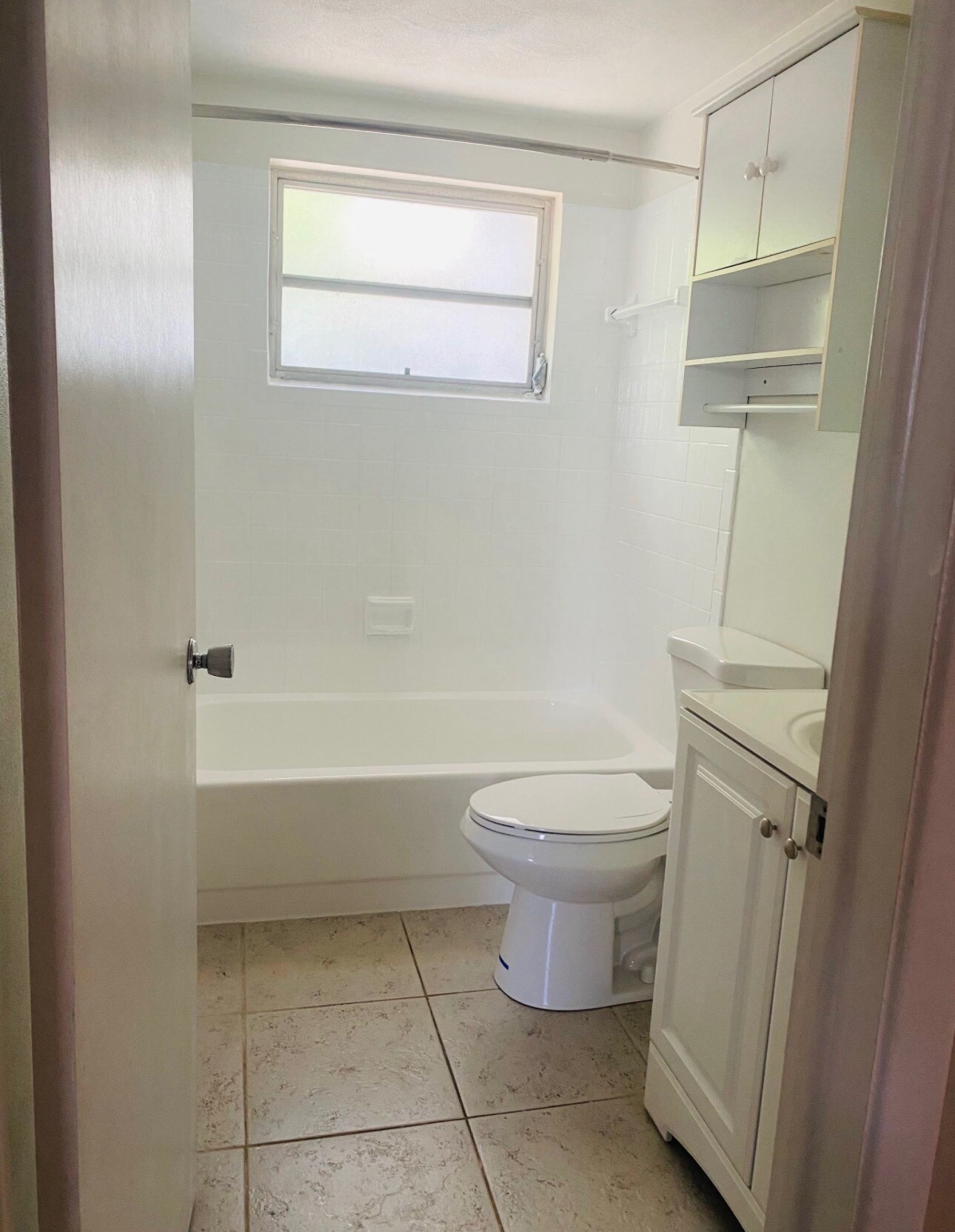 Building Photo - 3743 Woodcock Dr