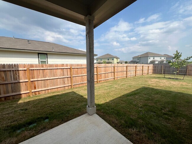 Building Photo - Beautiful 4/2.5 home in Hannah Heights