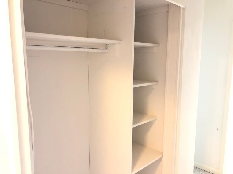 Building Photo - 950 25th St NW