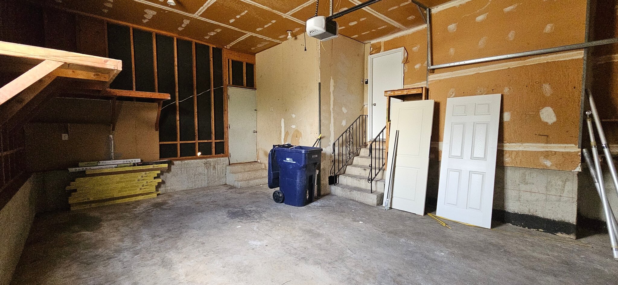 Building Photo - 11809 S 1000 E