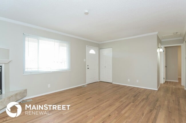 Building Photo - 11829 Lavinia Ln