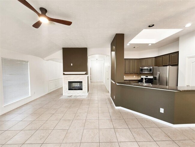 Primary Photo - 18730 Dempsey Oaks Dr