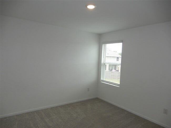 Building Photo - 21102 Trivento Dr