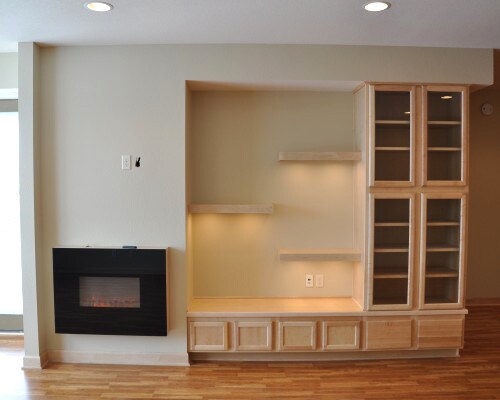 Living Room w/ Fireplace - 200 Belgrade Ave
