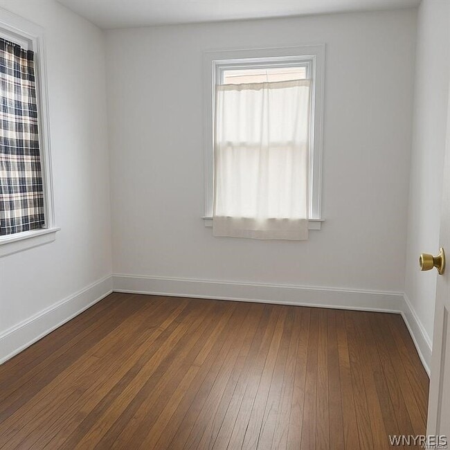 Building Photo - 64 Montrose Ave