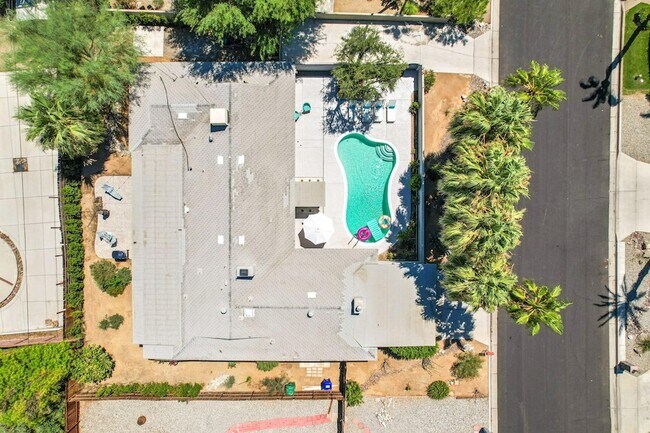 Building Photo - 74350 Covered Wagon Trail