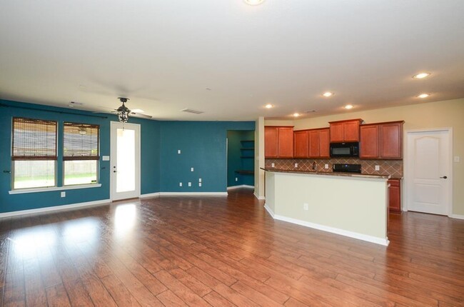 Building Photo - 4423 Ashberry Pine Ln