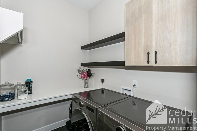 Building Photo - Pristine New Build in Mulvane!
