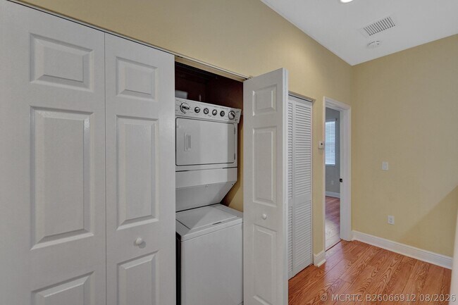 Building Photo - 1326 SW 147th Ter