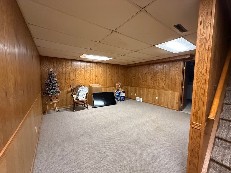 Building Photo - 211 Cherrywood Ln