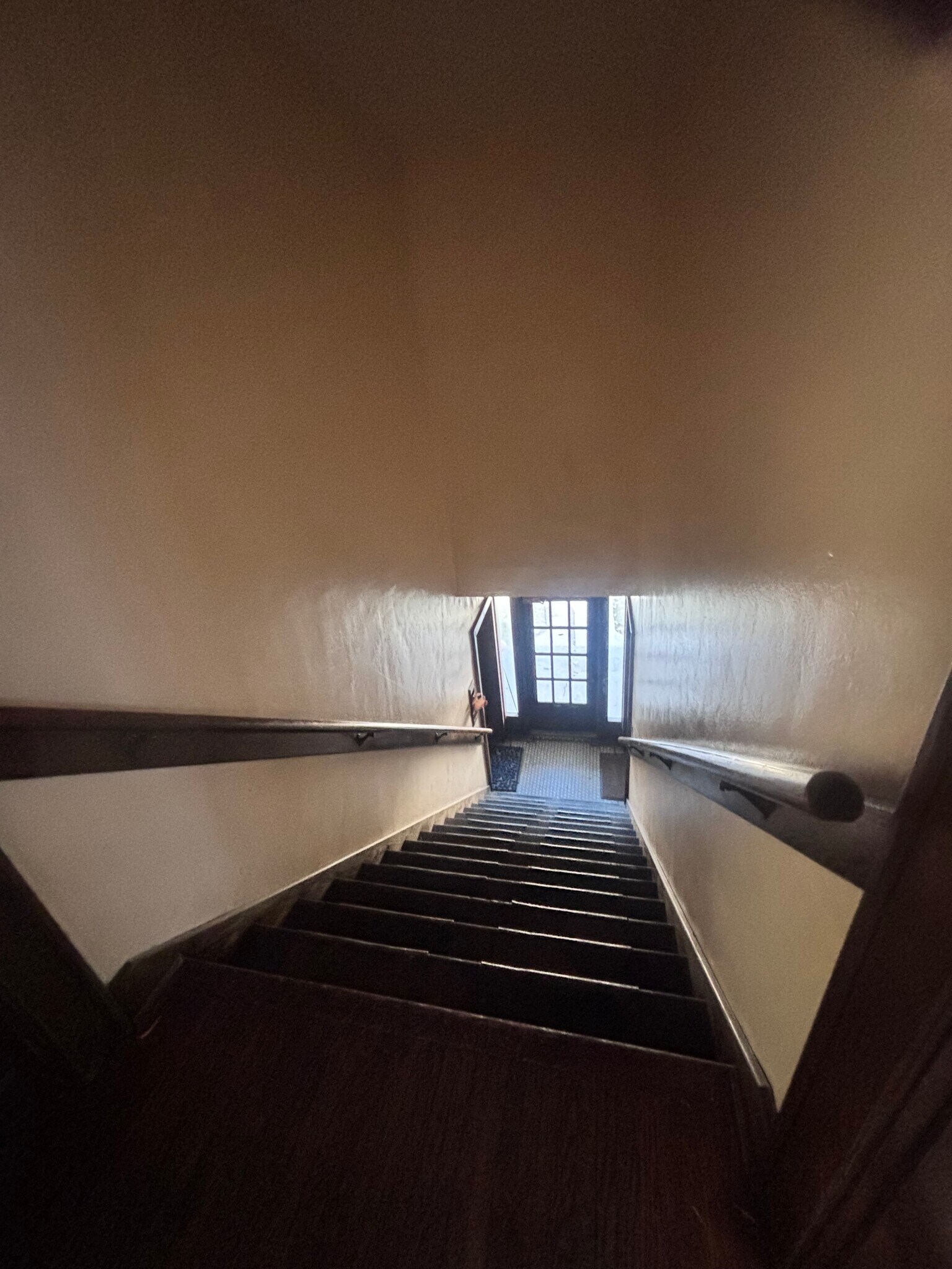 Building Photo - 435 W McKibben St