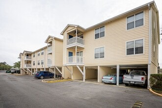 Building Photo - Harbor Landing rental with boat slip, great amenities, and a gated waterfront community lifestyle.
