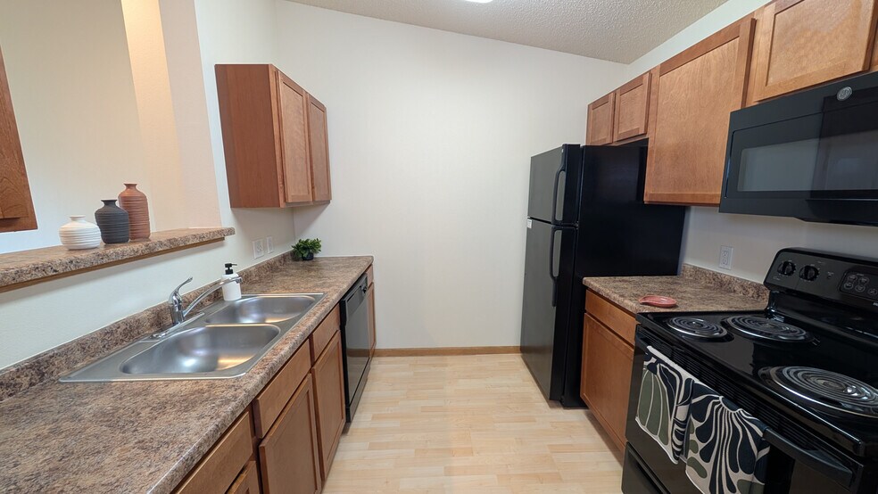 Building Photo - Amber Ridge Apartments
