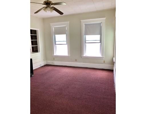 Building Photo - 32 Douglas St