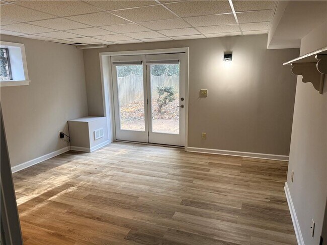 Building Photo - 1351 Old Johnson Ferry Rd NE