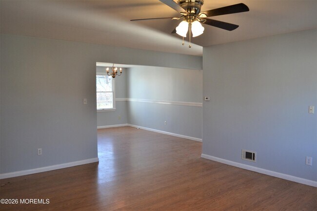 Building Photo - 456 Hulse Ave