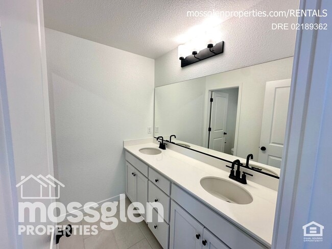 Building Photo - Welcome to Paseo at the Ranch!