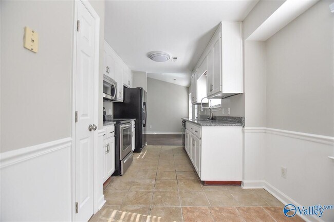 Building Photo - 109 Cove Crest Dr