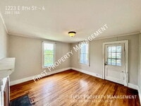 Building Photo - 1223 E 8th St