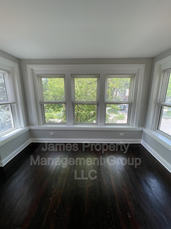 Building Photo - 5669 N Magnolia Ave