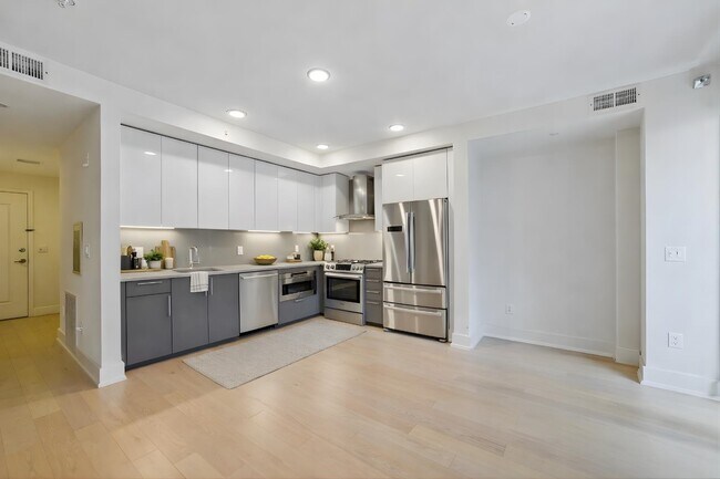 Building Photo - 201 Marin Blvd