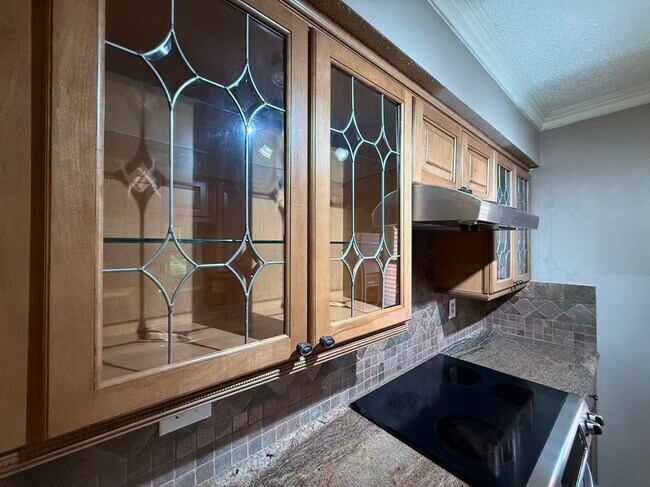 Building Photo - 10555 Turtlewood Ct