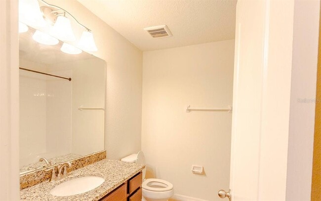 Building Photo - 5179 Bay Isle Cir