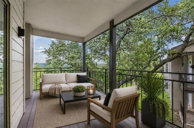 Building Photo - 6000 Shepherd Mountain Cove