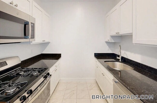 Building Photo - 75 Kilsyth Terrace