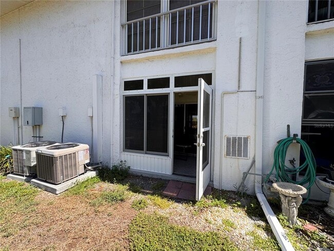Building Photo - 202 46th St W