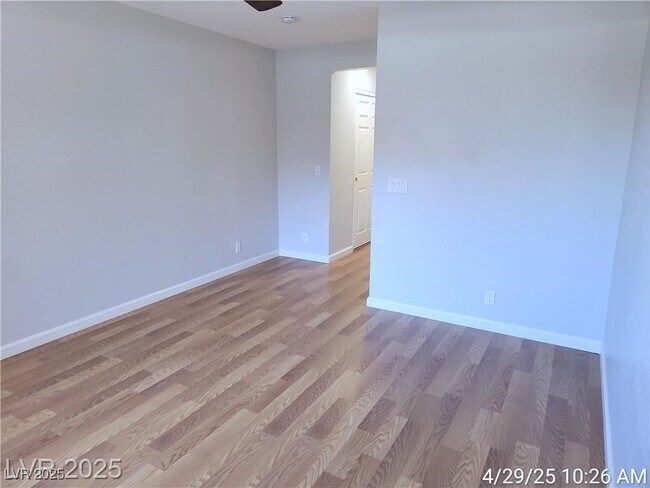 Building Photo - 3151 N Soaring Gulls Dr
