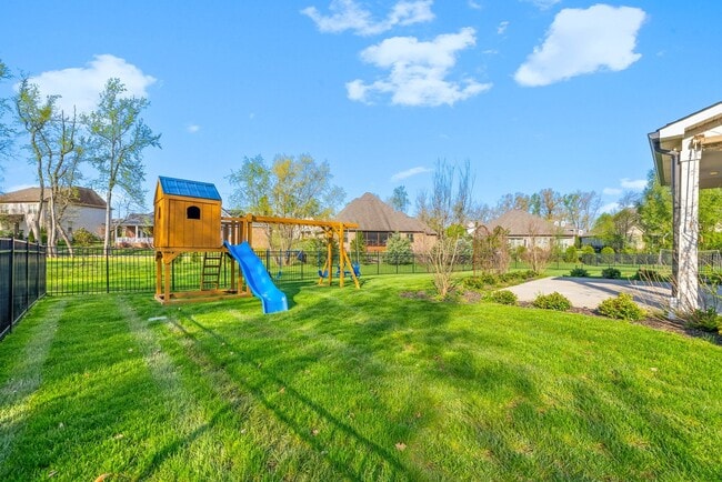 Building Photo - 250 Harrowgate Dr
