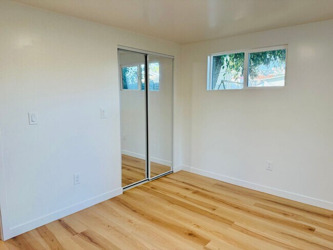 Building Photo - 2922 8th Ave