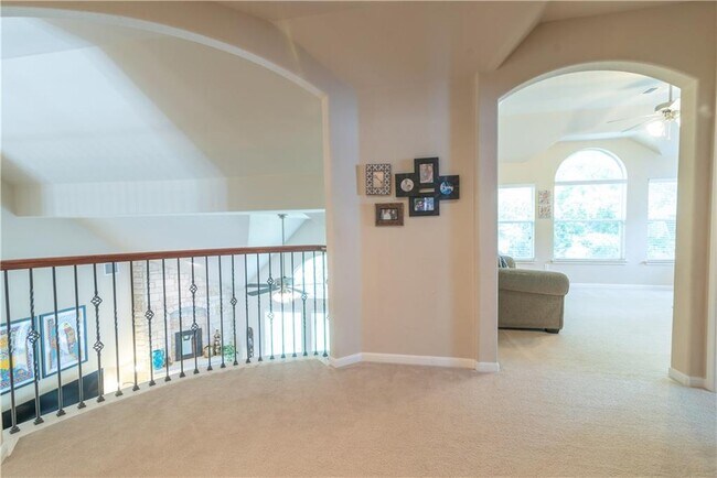 Building Photo - 6801 Magenta Ln