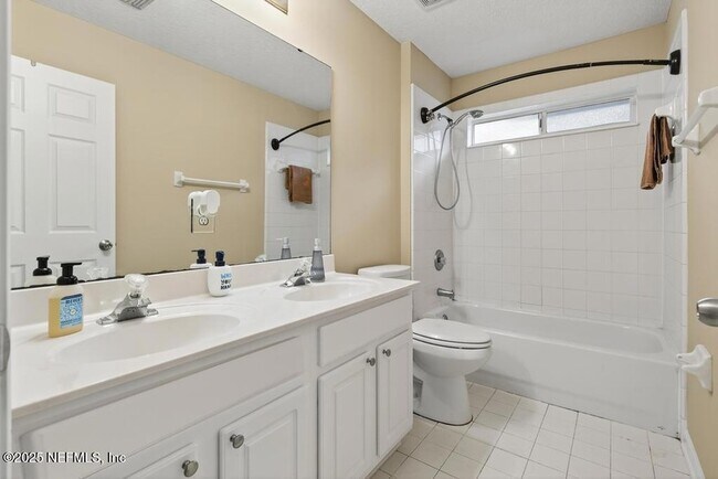 Building Photo - 1675 Rustling Dr