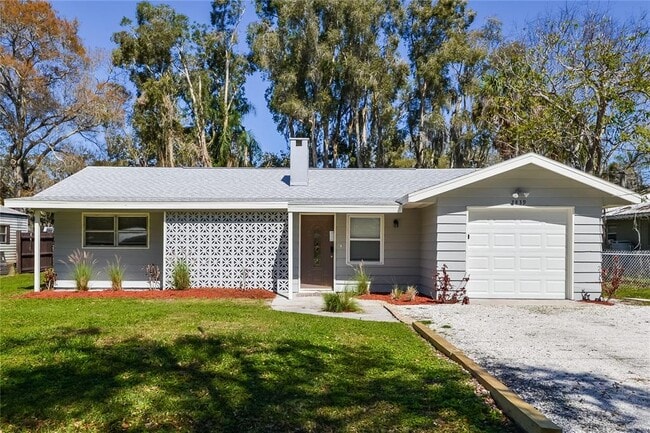 Primary Photo - 2839 Hope St