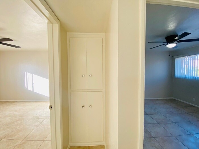 Building Photo - 1295 E Glenn St