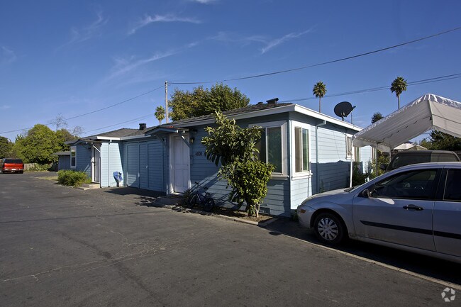 Building Photo - 480 Beck St