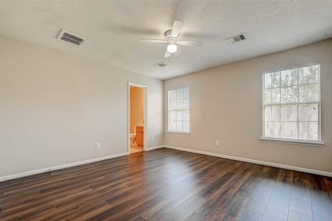 Building Photo - 22138 Orchard Dale Dr